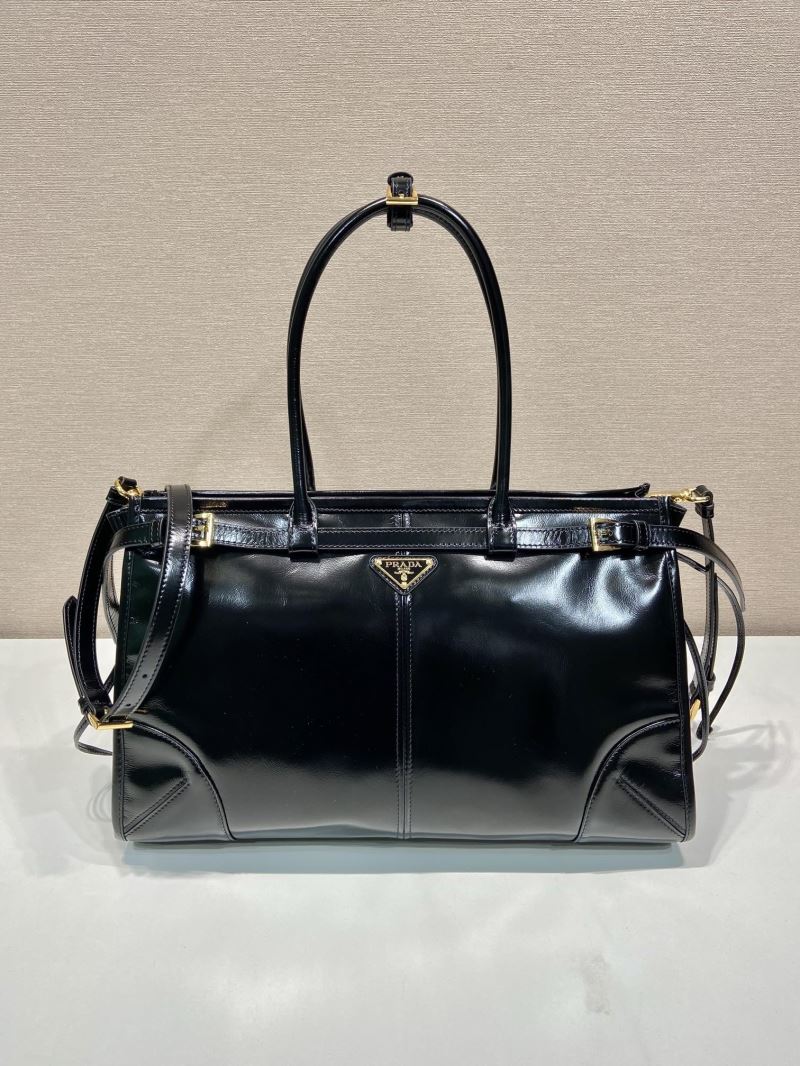 Pra*a top handle bags